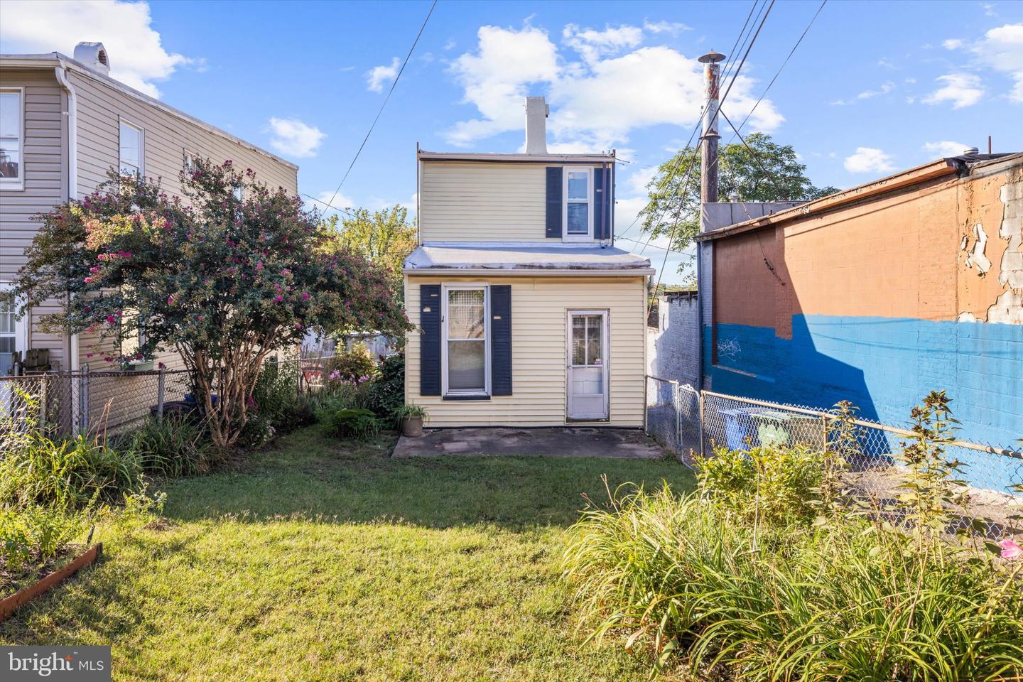 3246 Kingsley St Property Photo 33