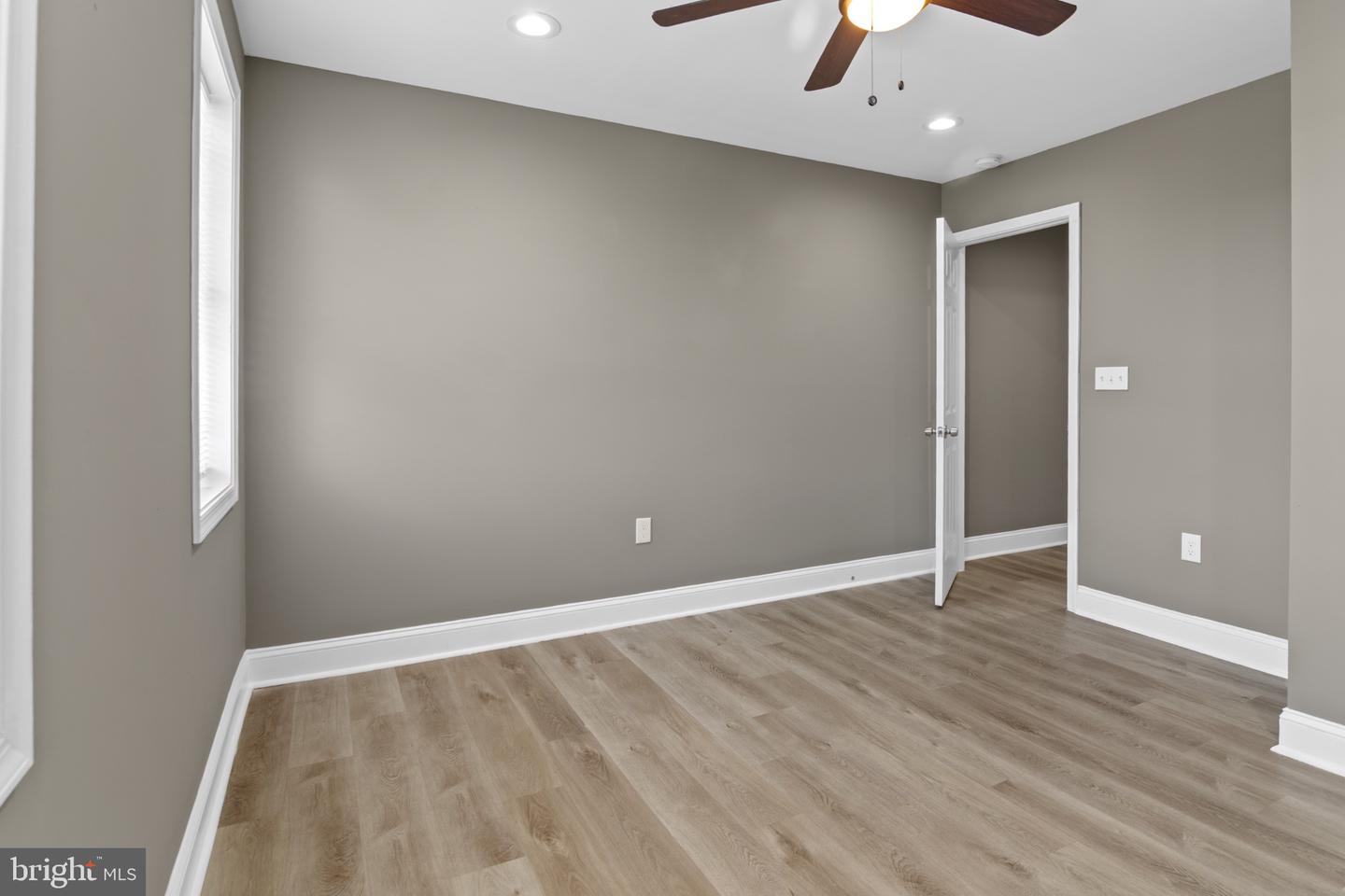 1225 Carroll St Property Photo 23