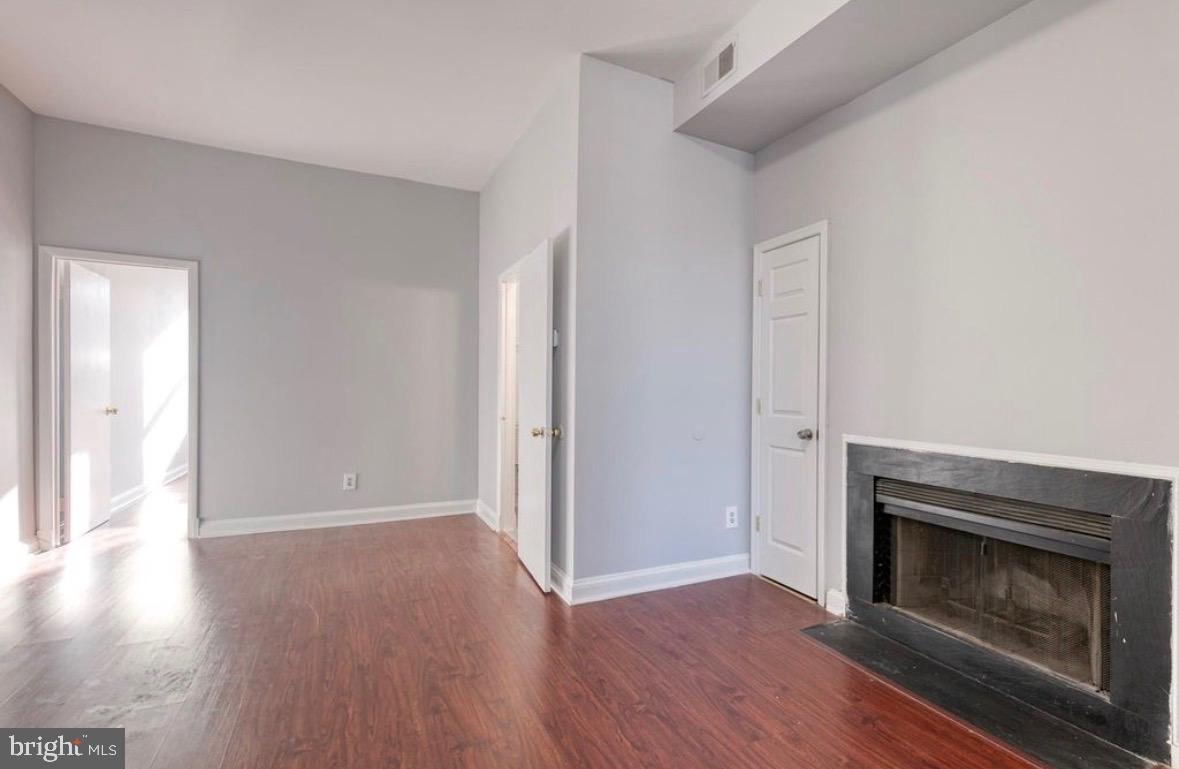 1710 Saint Paul St Property Photo 43