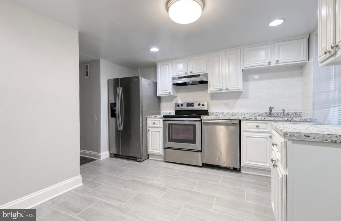 1710 Saint Paul St Property Photo 48