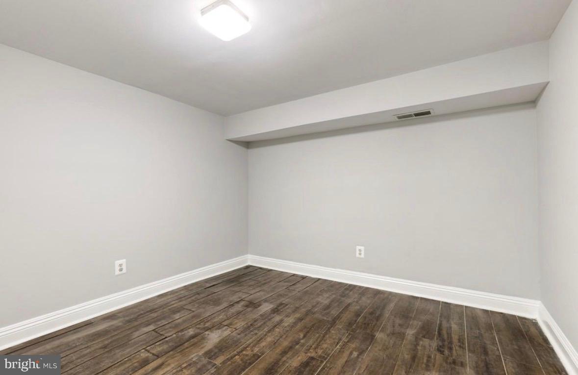 1710 Saint Paul St Property Photo 50