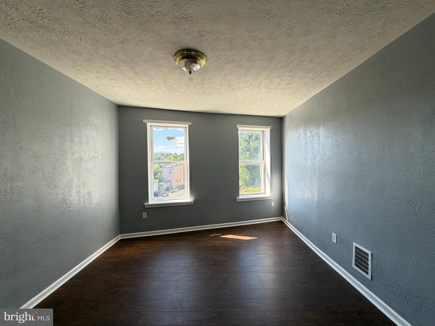 2671 Saint Benedict St Property Photo 13
