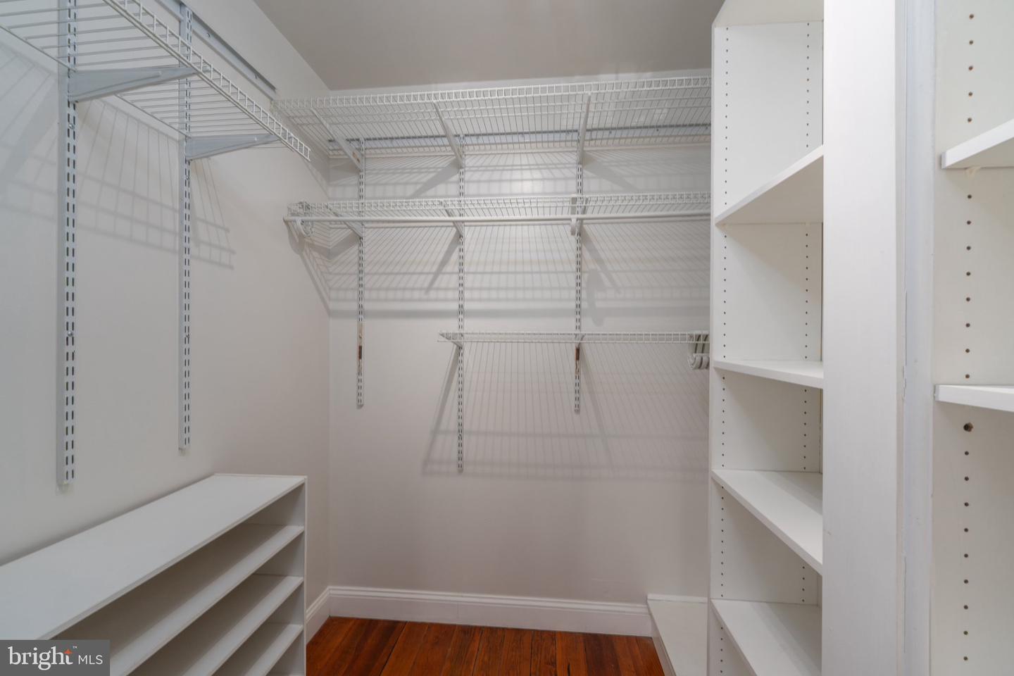2224 Bank St Property Photo 14