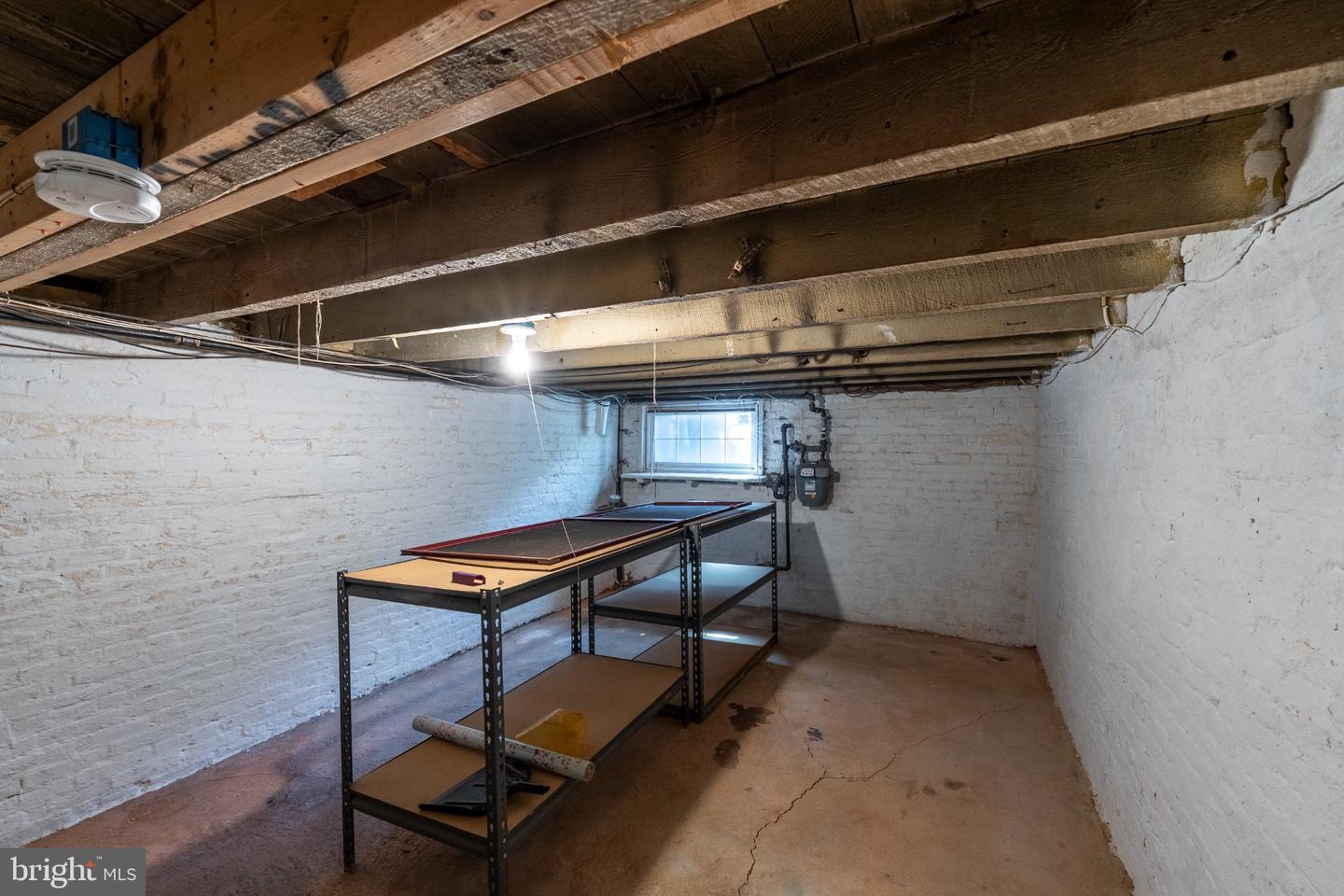 2224 Bank St Property Photo 18