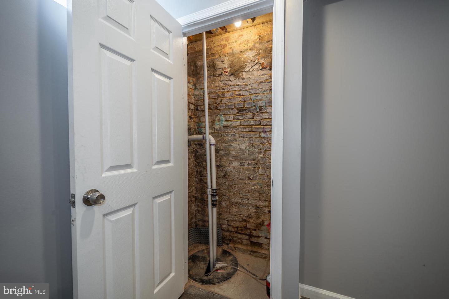 1115 N Collington Ave Property Photo 9