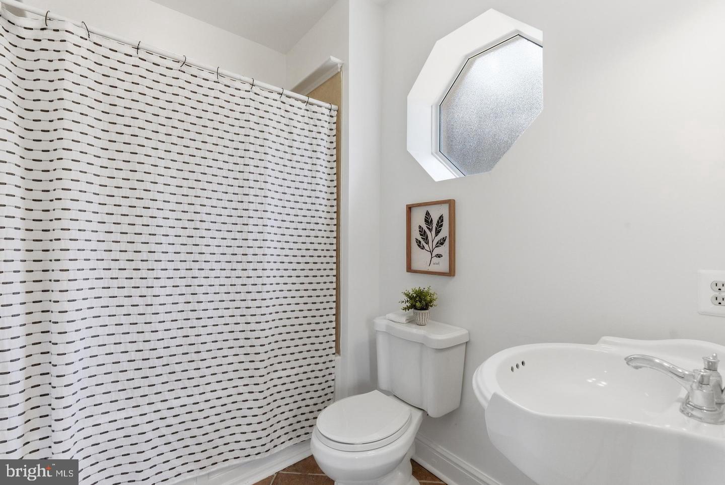 11 E Ostend St Property Photo 26