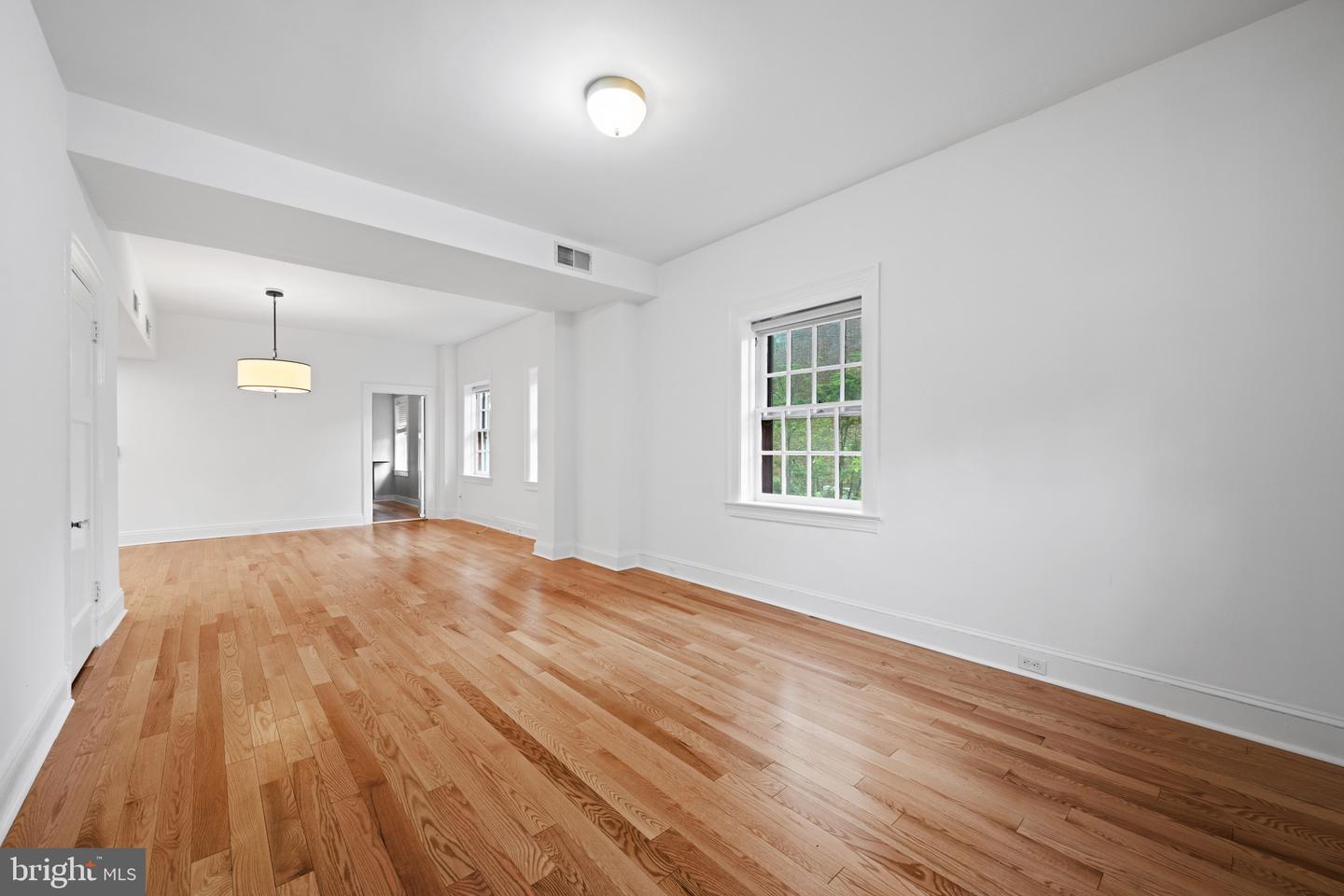 230 Stony Run Ln #5g Property Photo 6