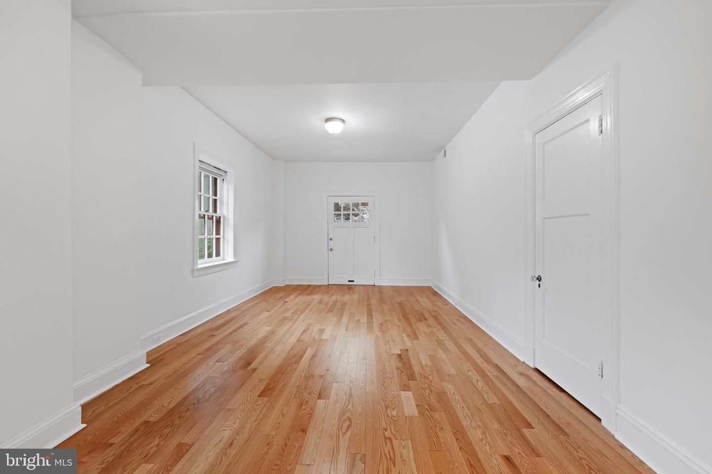 230 Stony Run Ln #5g Property Photo 8
