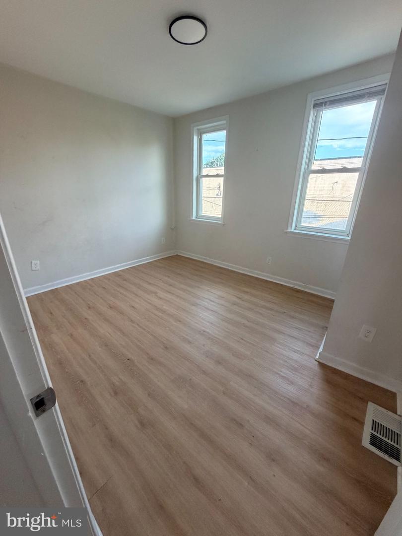 3104 E Fayette St Property Photo 8