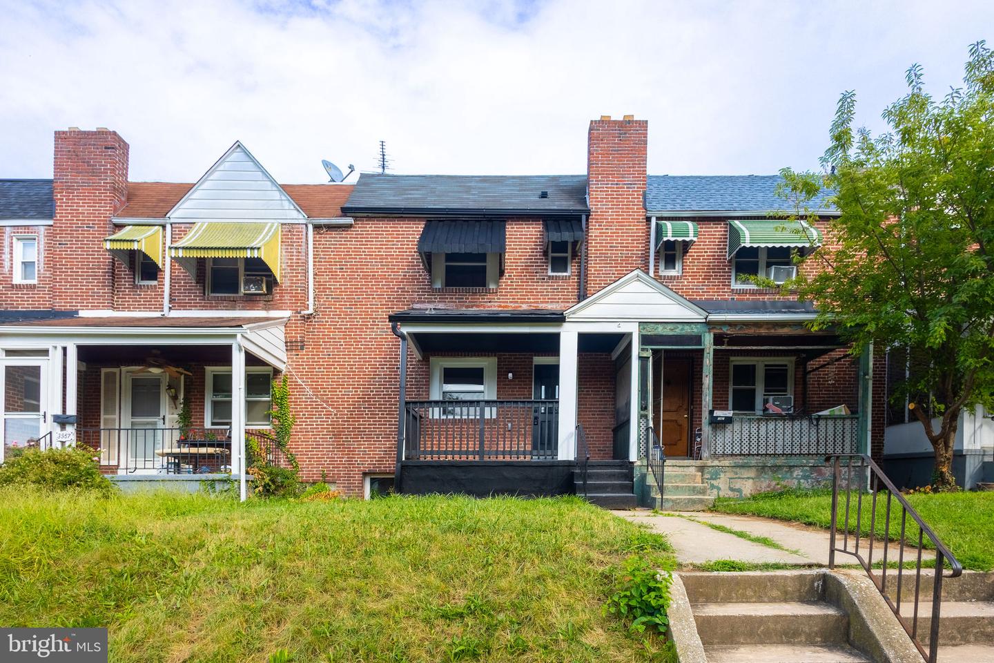 3959 Brooklyn Ave Property Photo 2