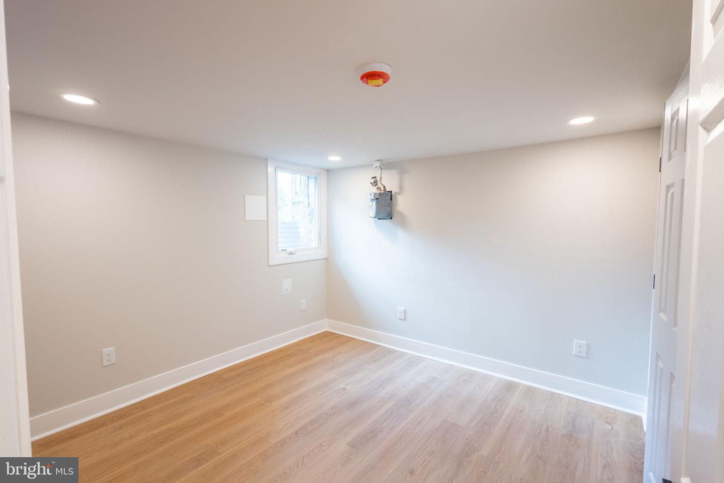 3959 Brooklyn Ave Property Photo 14