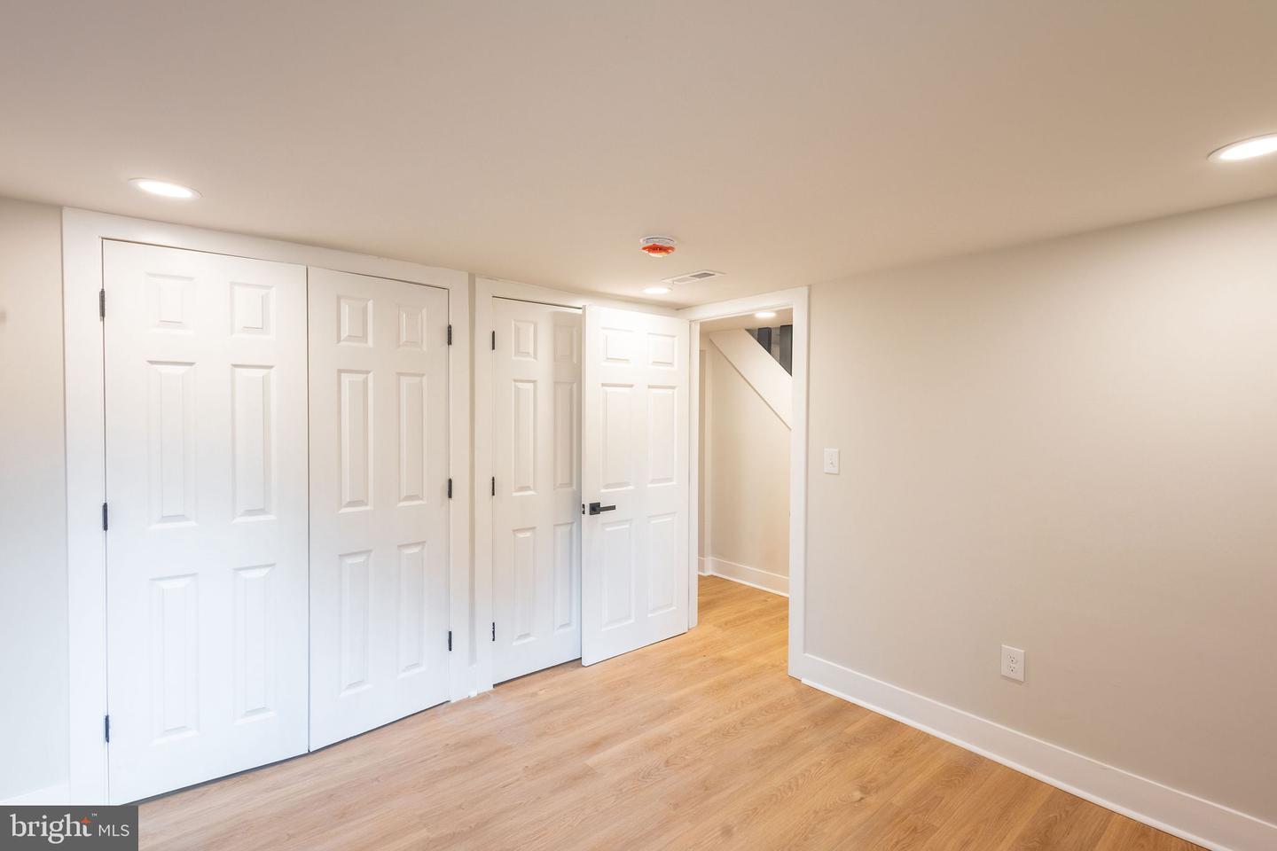 3959 Brooklyn Ave Property Photo 15
