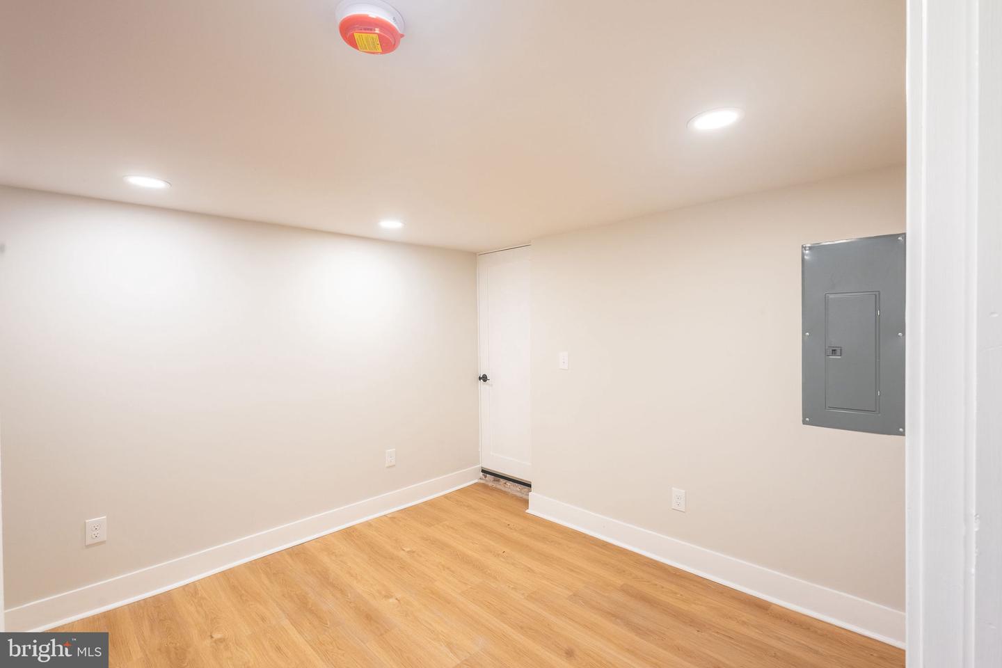 3959 Brooklyn Ave Property Photo 17