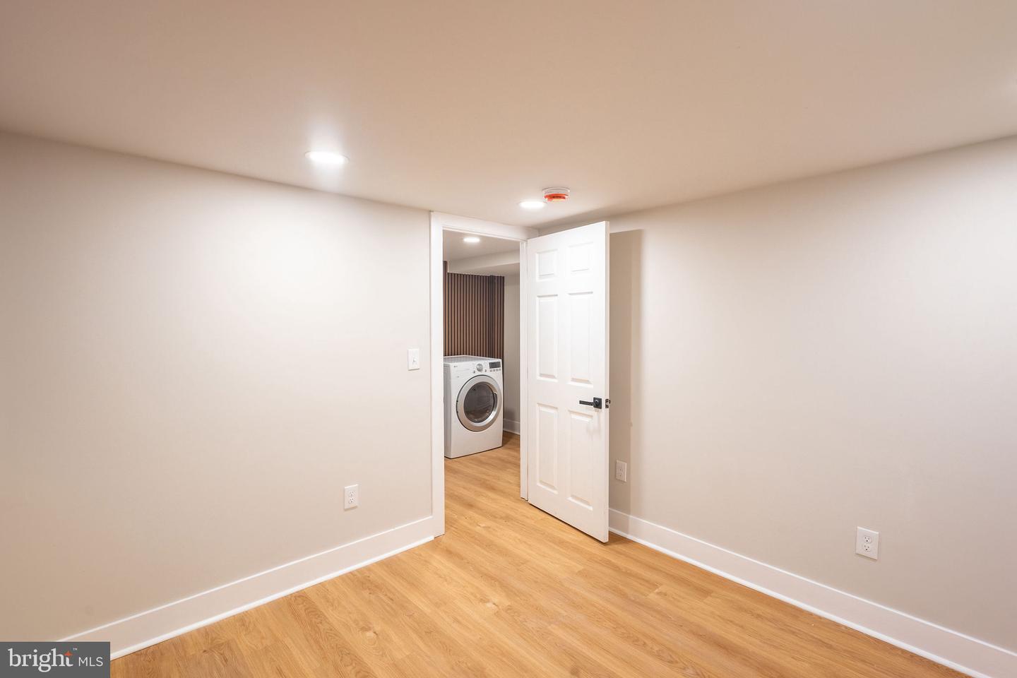 3959 Brooklyn Ave Property Photo 18