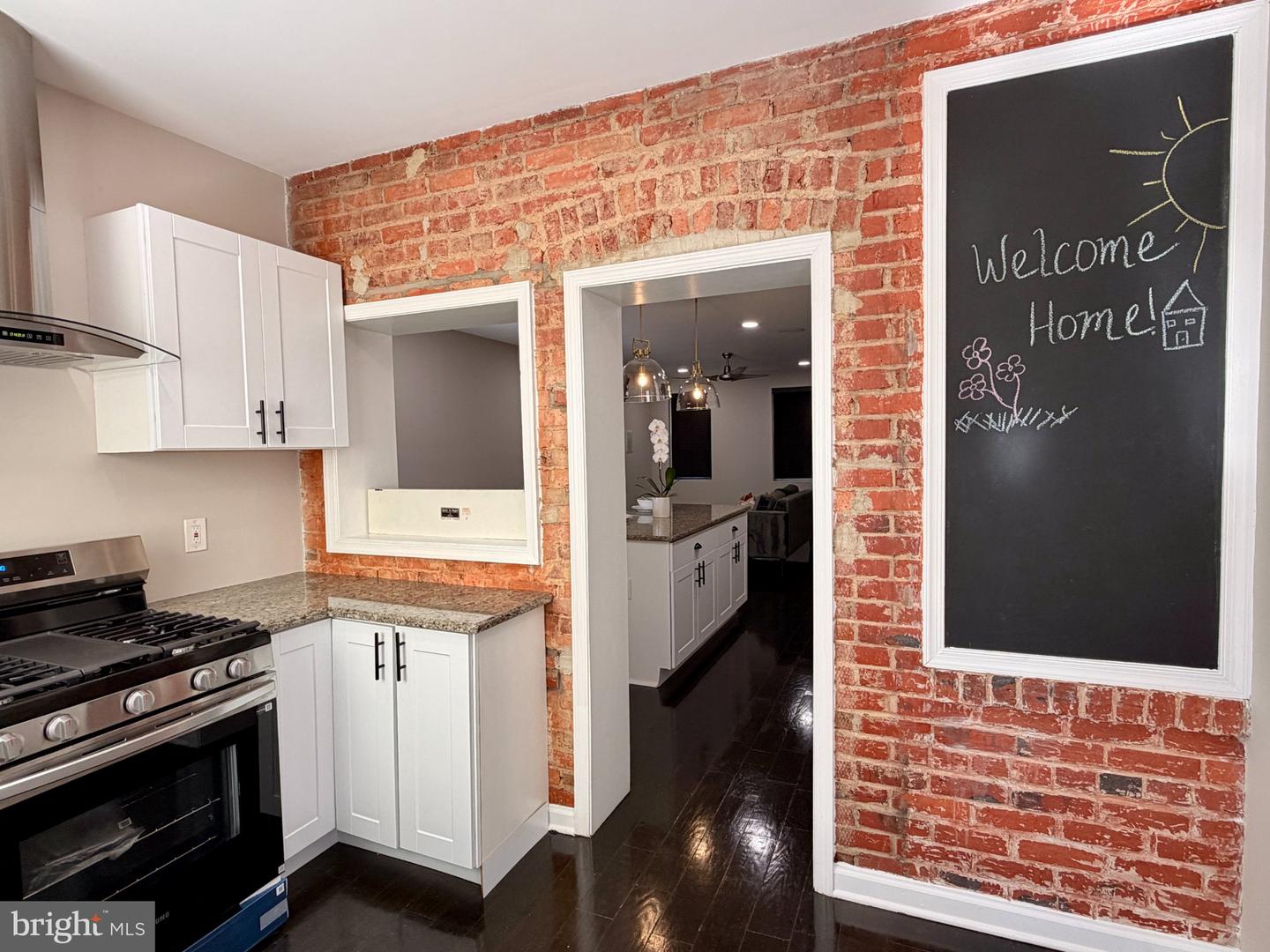 4105 Woodhaven Ave Property Photo 16