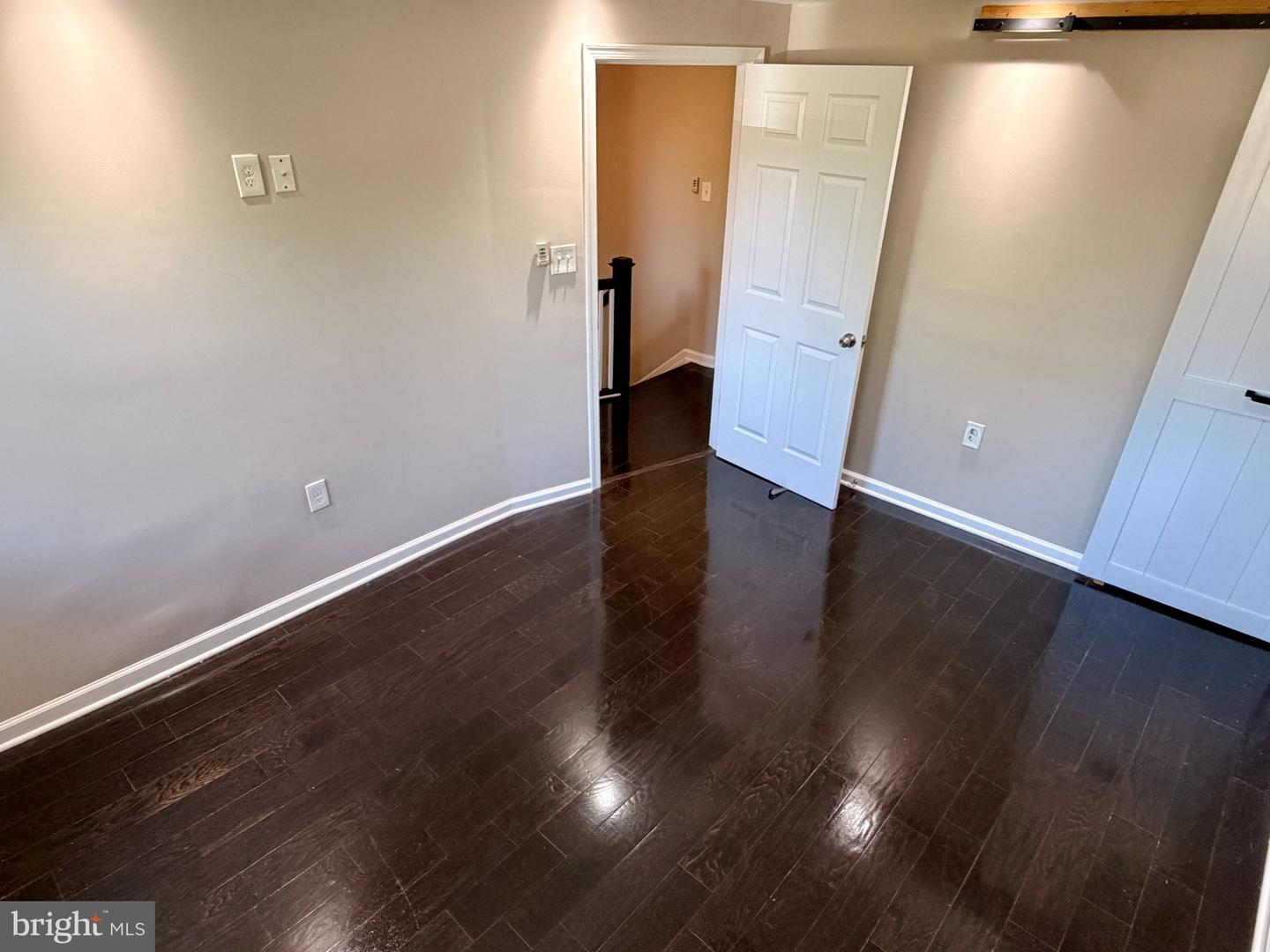 4105 Woodhaven Ave Property Photo 27