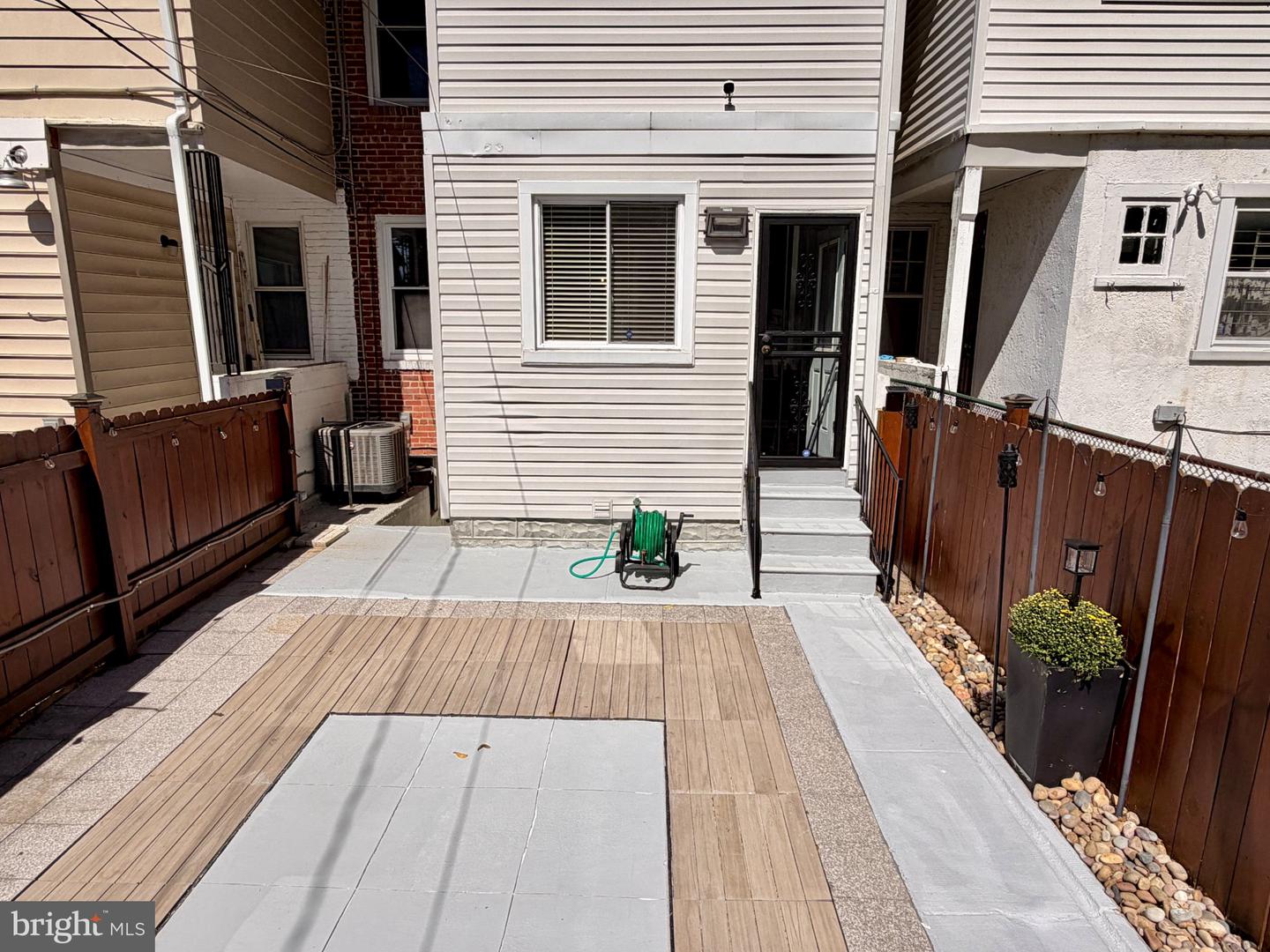 4105 Woodhaven Ave Property Photo 68