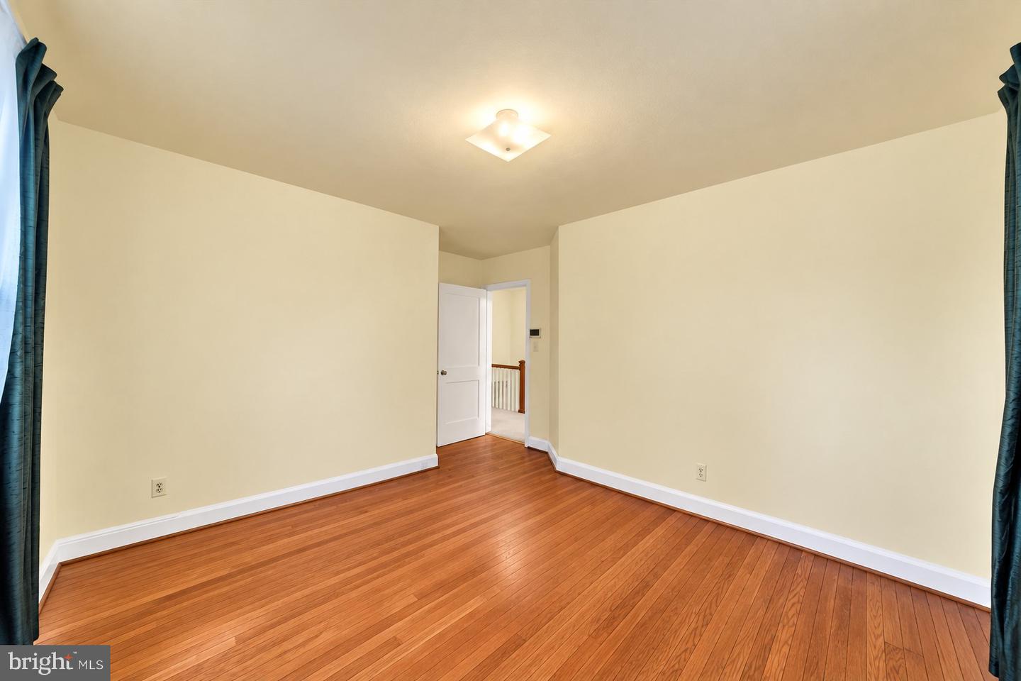 824 Wicklow Rd Property Photo 11