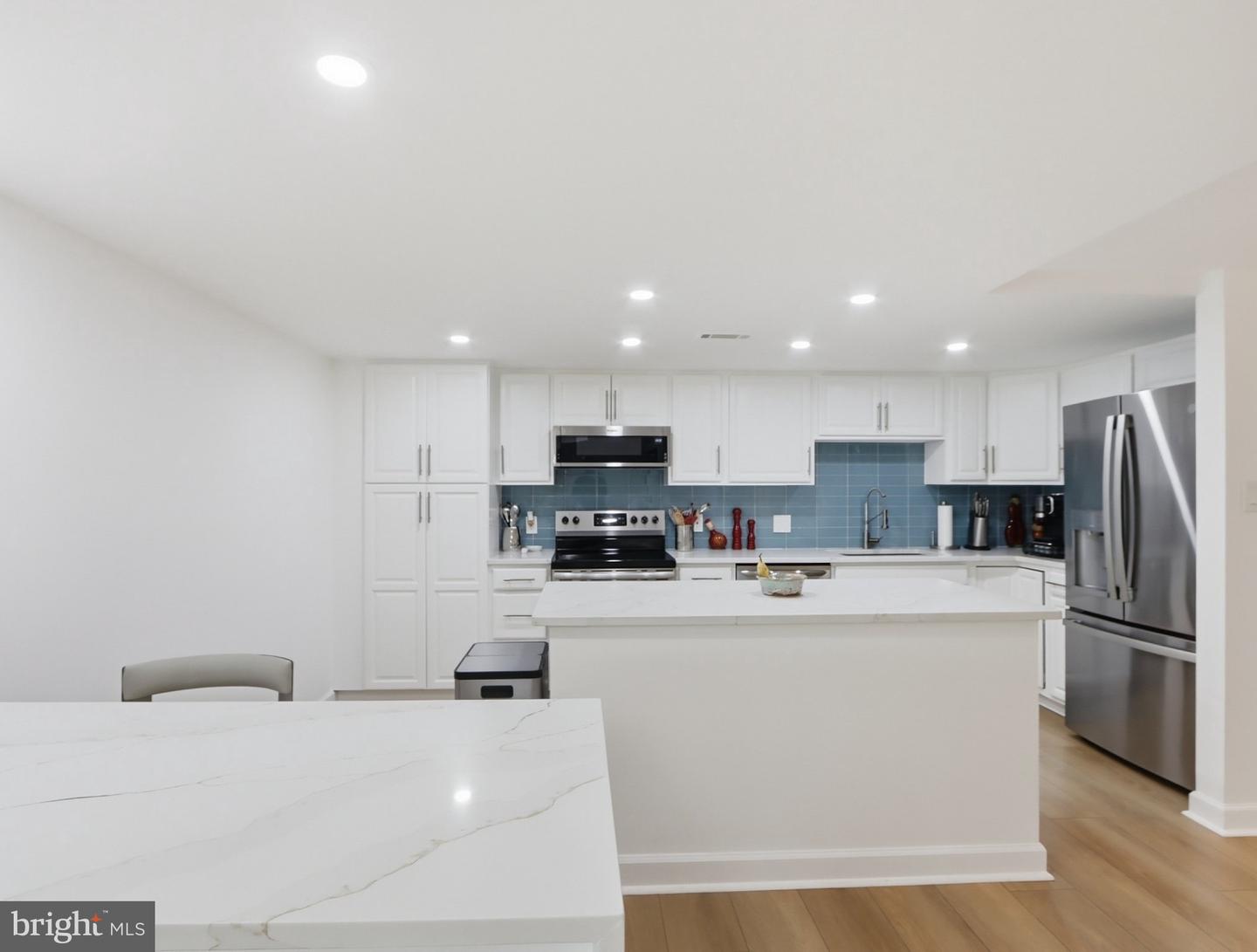 1040 Deer Ridge Dr #300 Property Photo 11