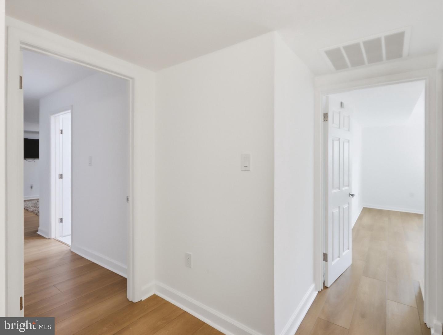 1040 Deer Ridge Dr #300 Property Photo 22