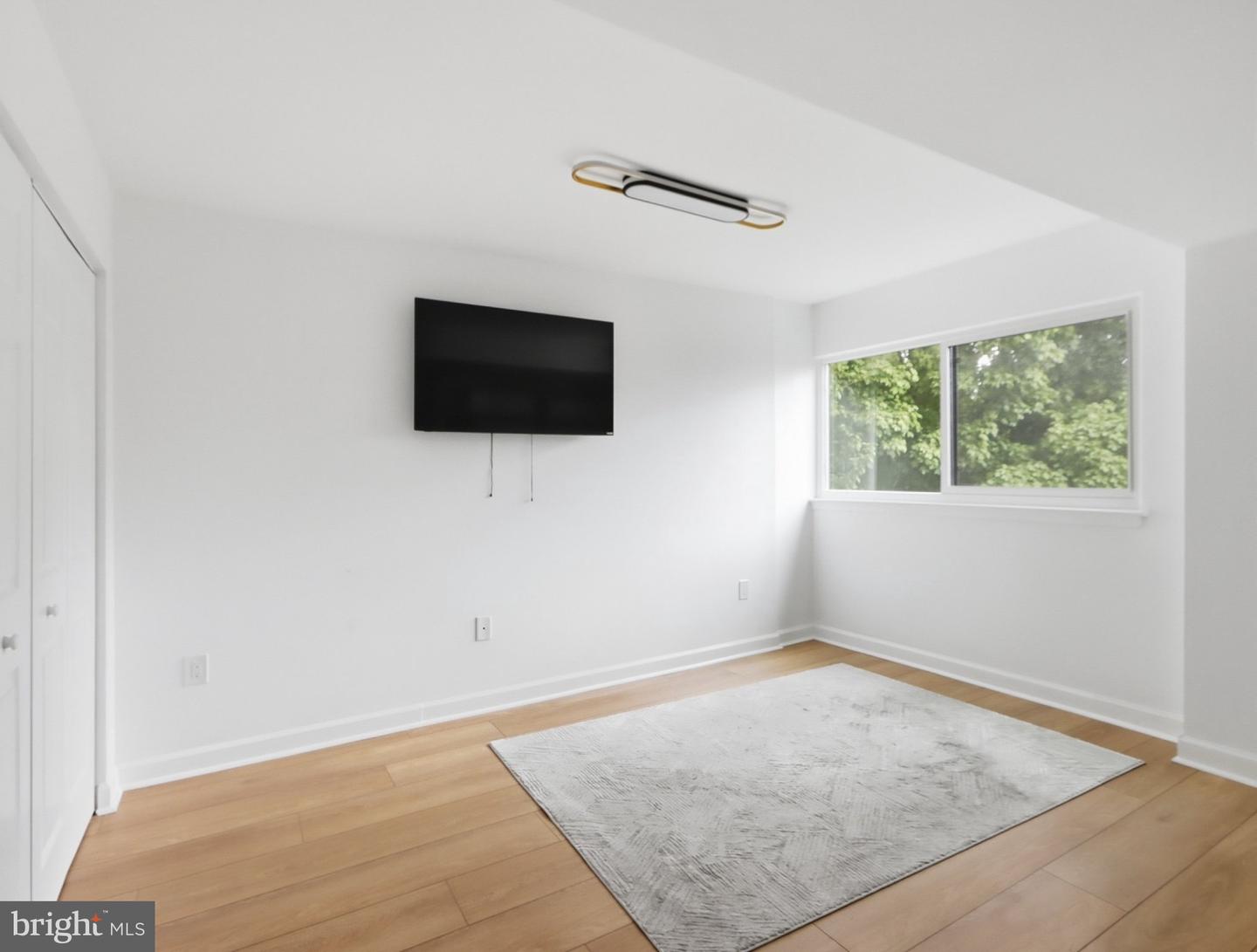 1040 Deer Ridge Dr #300 Property Photo 25