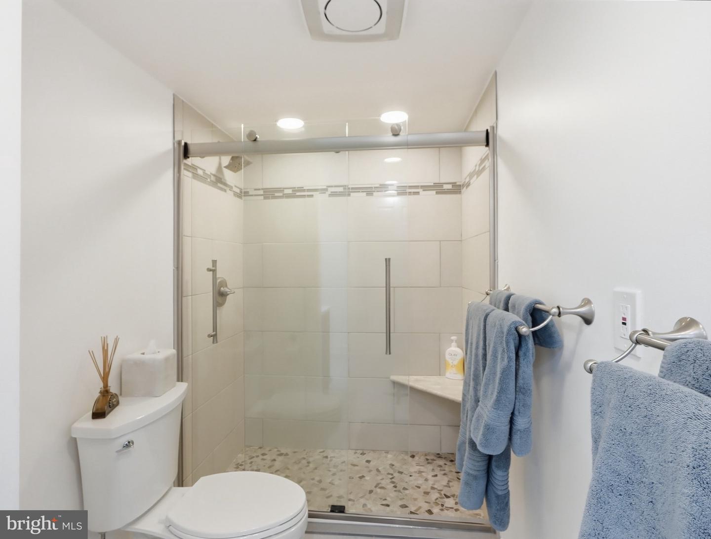1040 Deer Ridge Dr #300 Property Photo 29