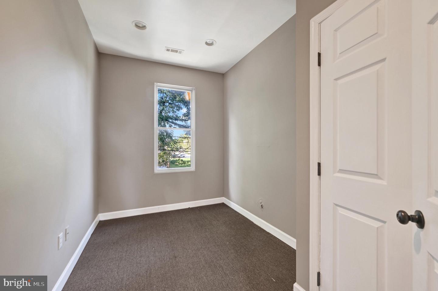 2828 Boarman Ave Property Photo 18