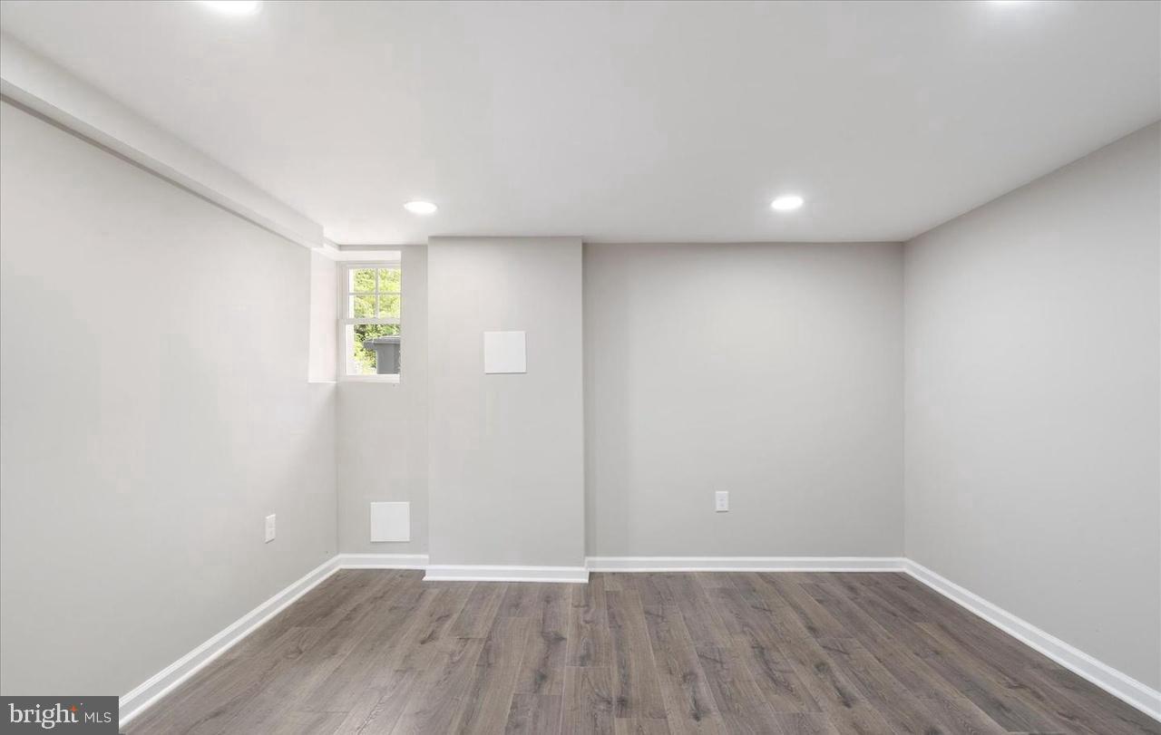 2800 Violet Ave Property Photo 15