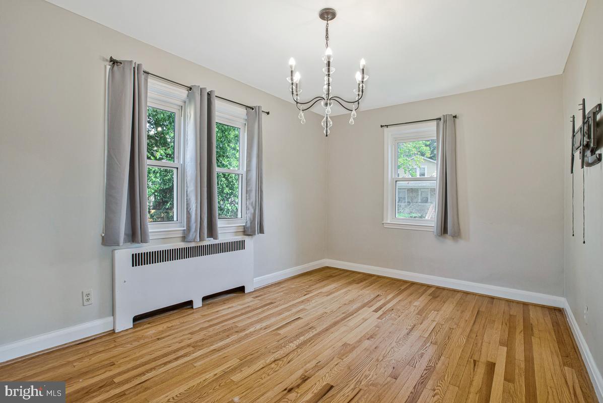 3221 Evergreen Ave Property Photo 12