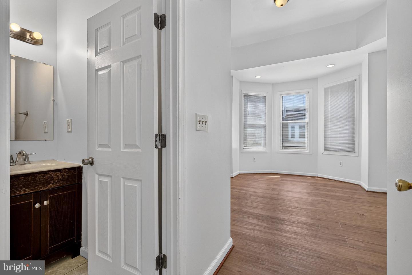 1719 Ruxton Ave Property Photo 12