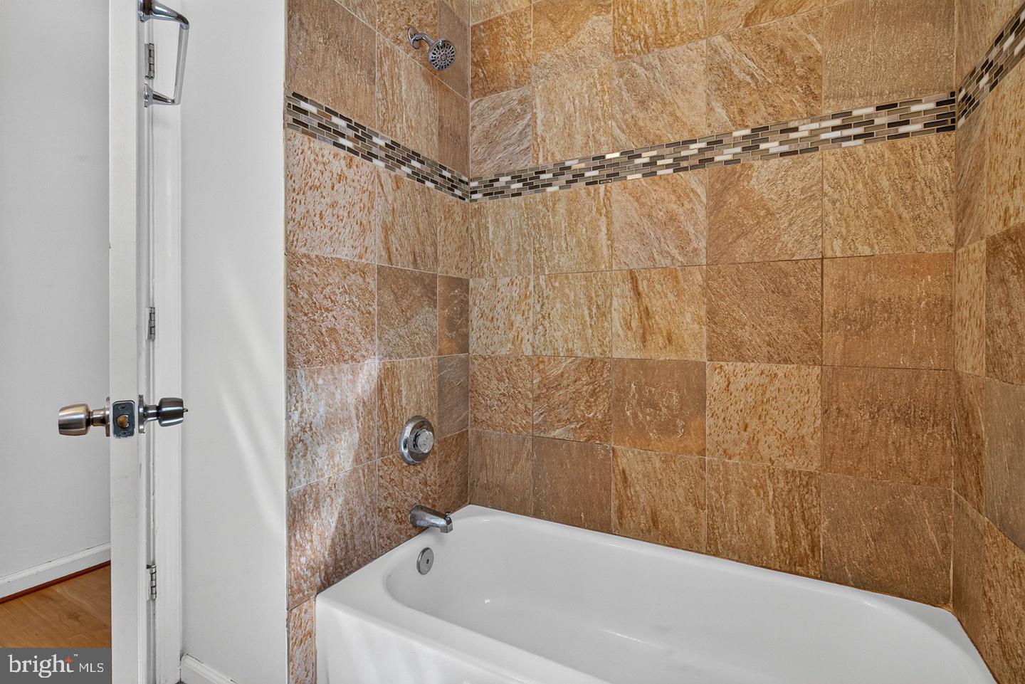 1719 Ruxton Ave Property Photo 22