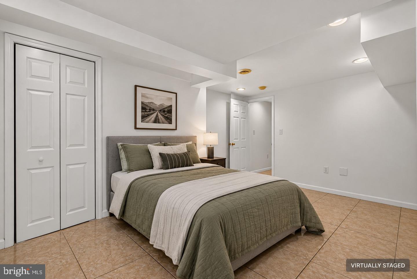 1719 Ruxton Ave Property Photo 36