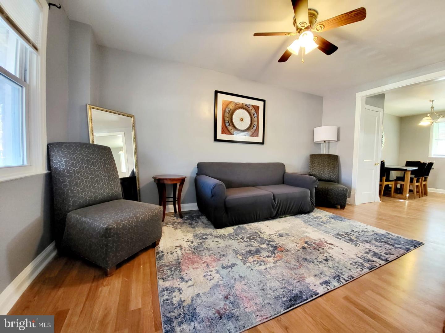 811 E Cold Spring Ln #2 Property Photo 2