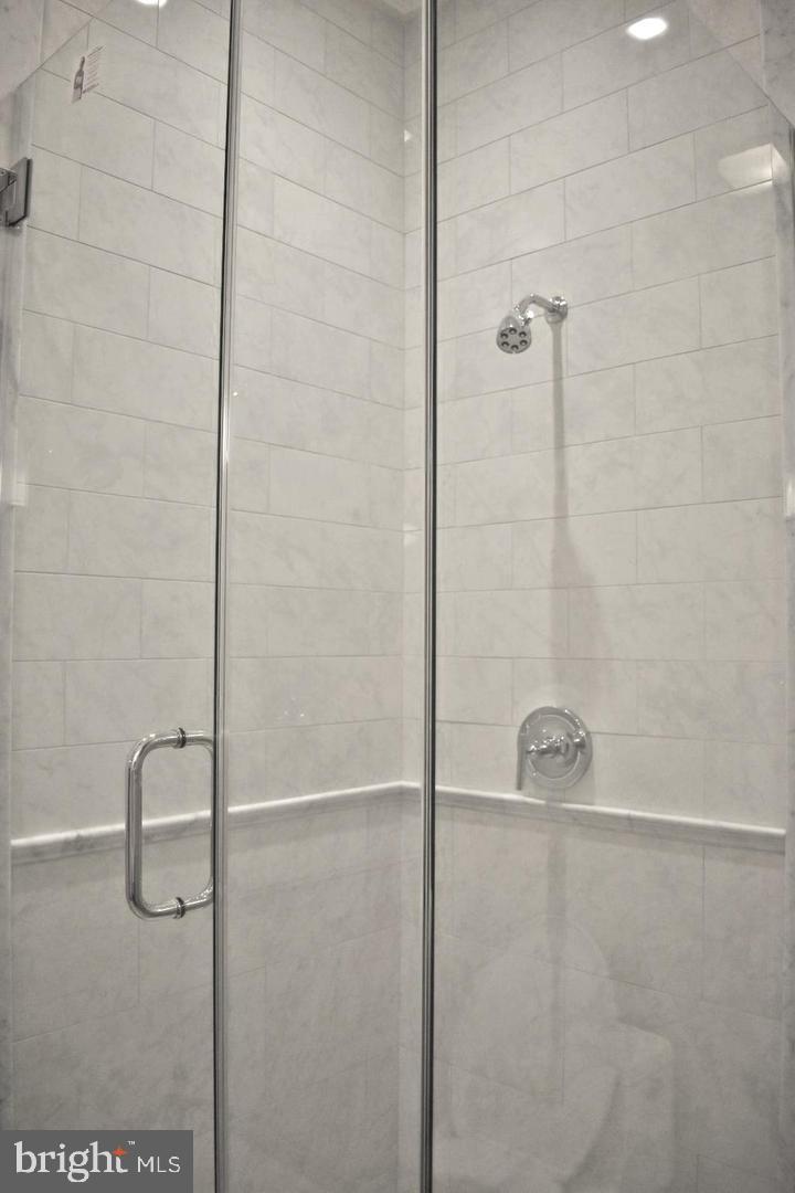 18 E Mount Vernon Pl #3 Property Photo 24