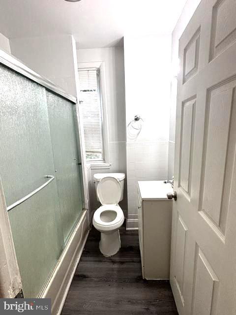 1908 Walbrook Ave Property Photo 5