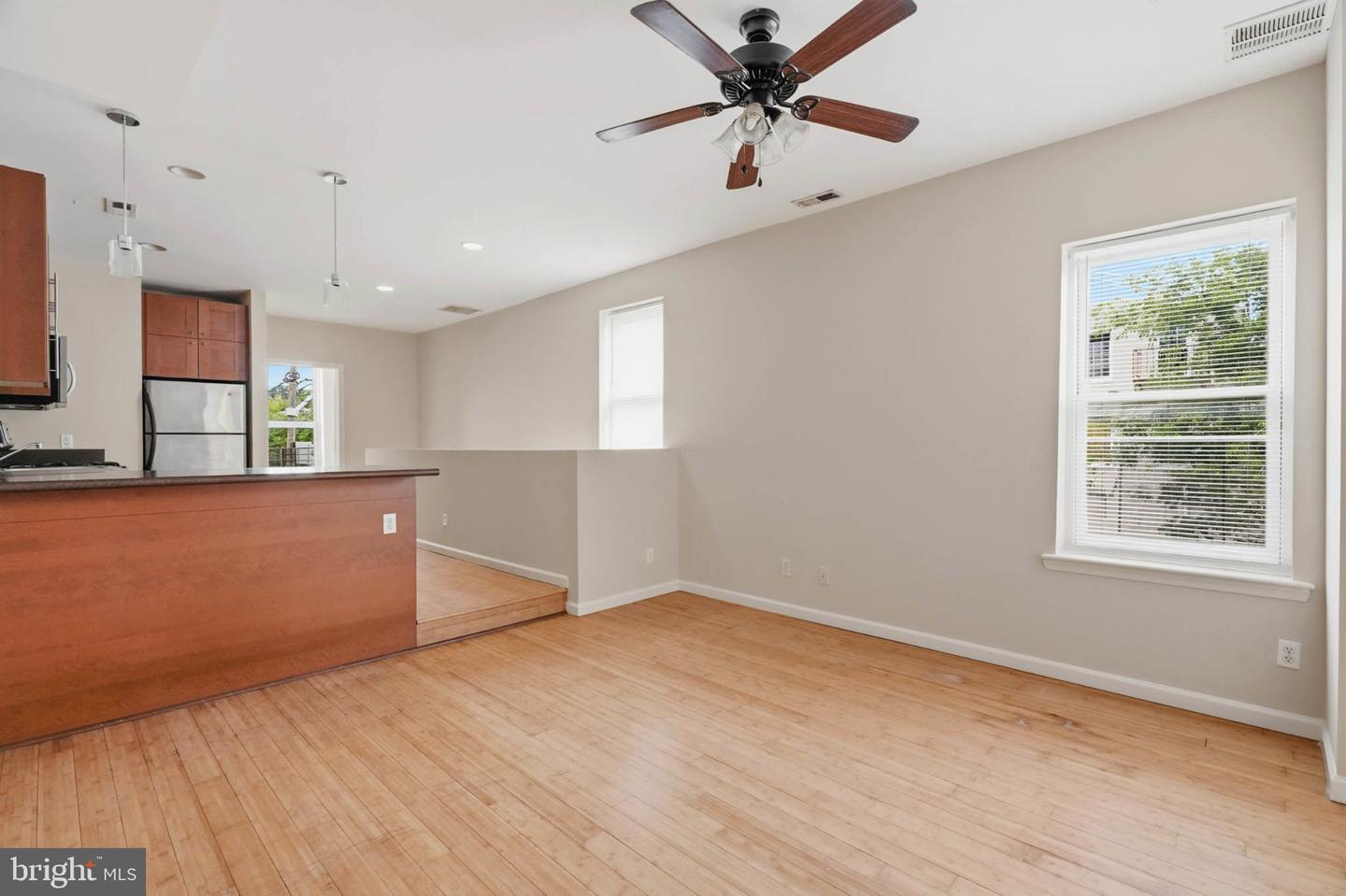 1301 Washington Blvd #b Property Photo 8
