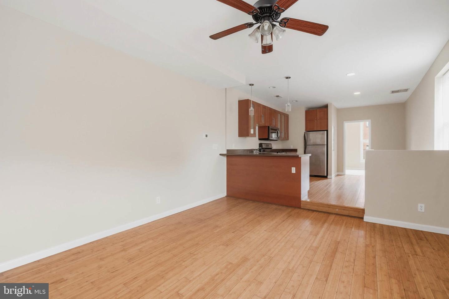 1301 Washington Blvd #b Property Photo 9