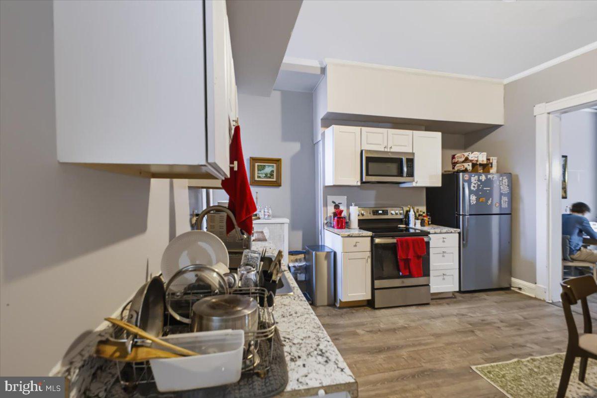 2908 N Calvert St Property Photo 6