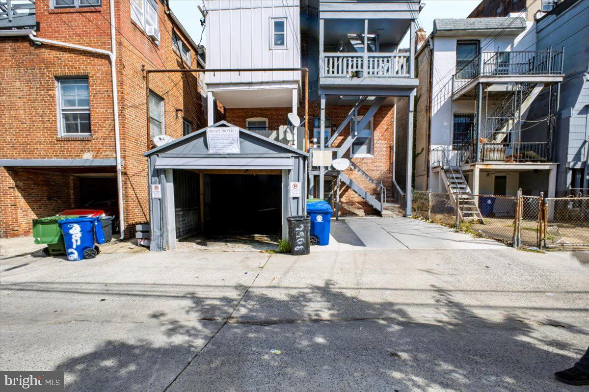 2908 N Calvert St Property Photo 44