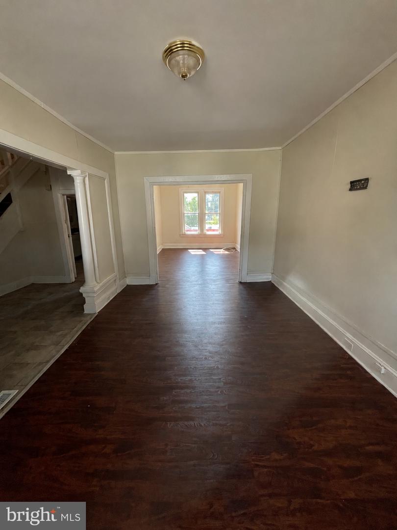 4806 Reisterstown Rd Property Photo 2
