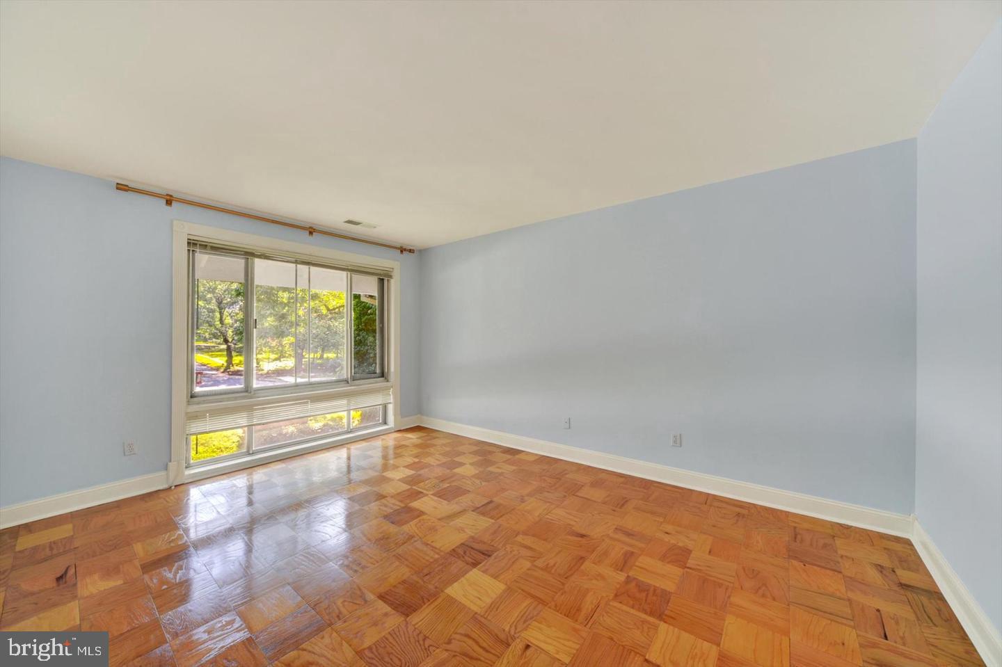 7 Cross Keys Rd #e Property Photo 14