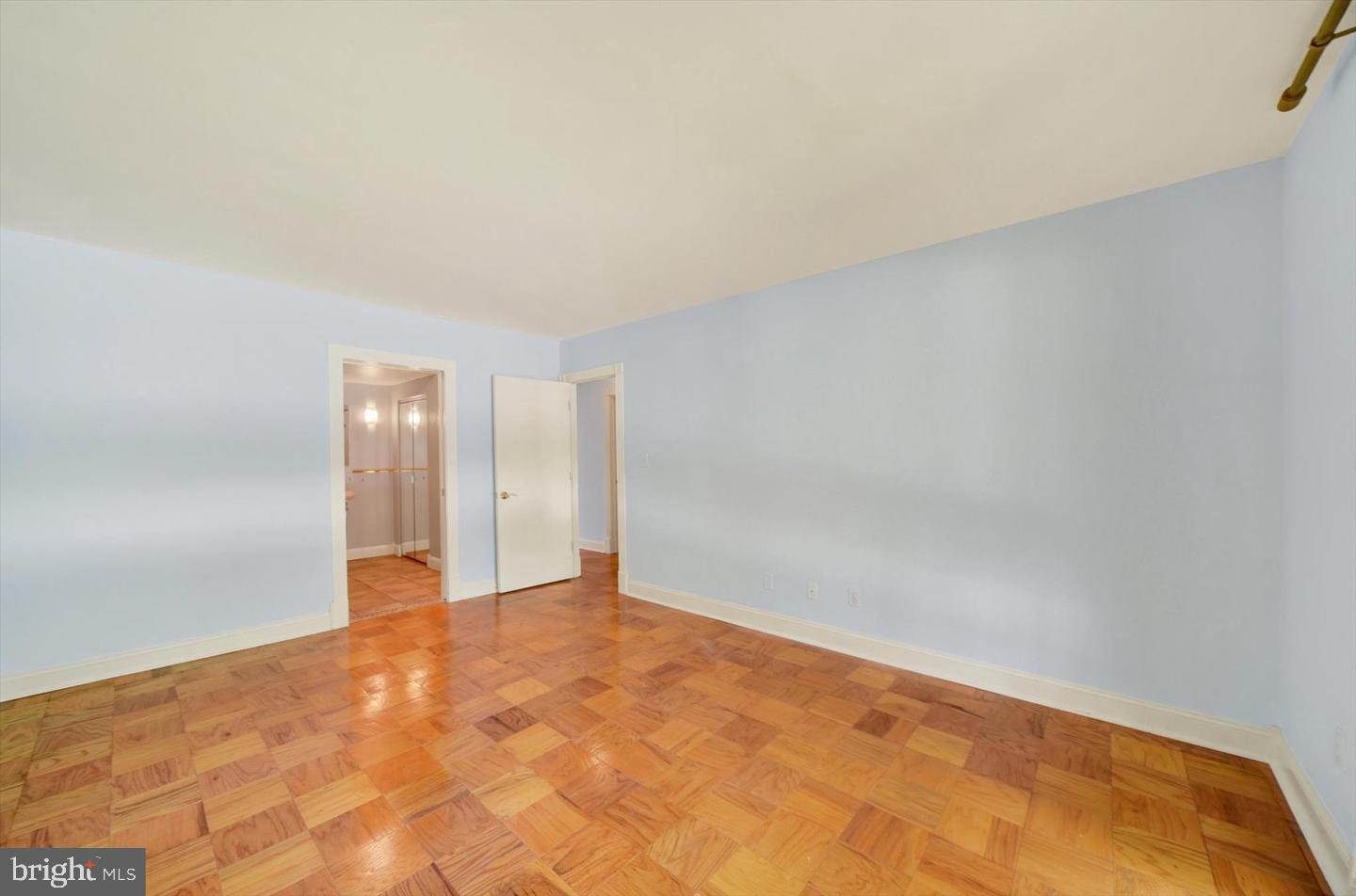 7 Cross Keys Rd #e Property Photo 15
