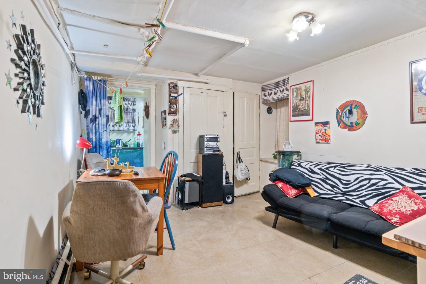 2702 N Calvert St Property Photo 8