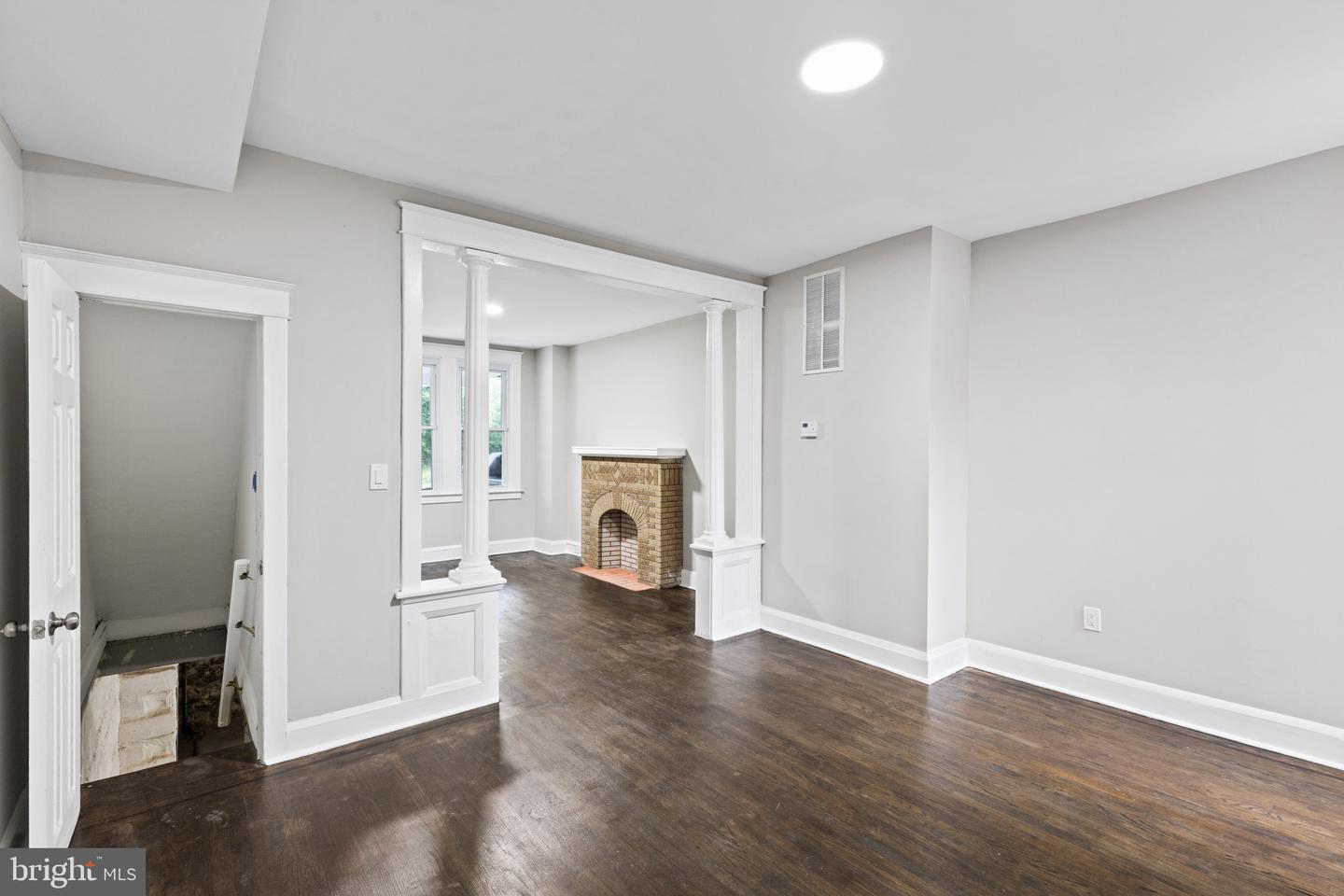 222 N Hilton St Property Photo 10