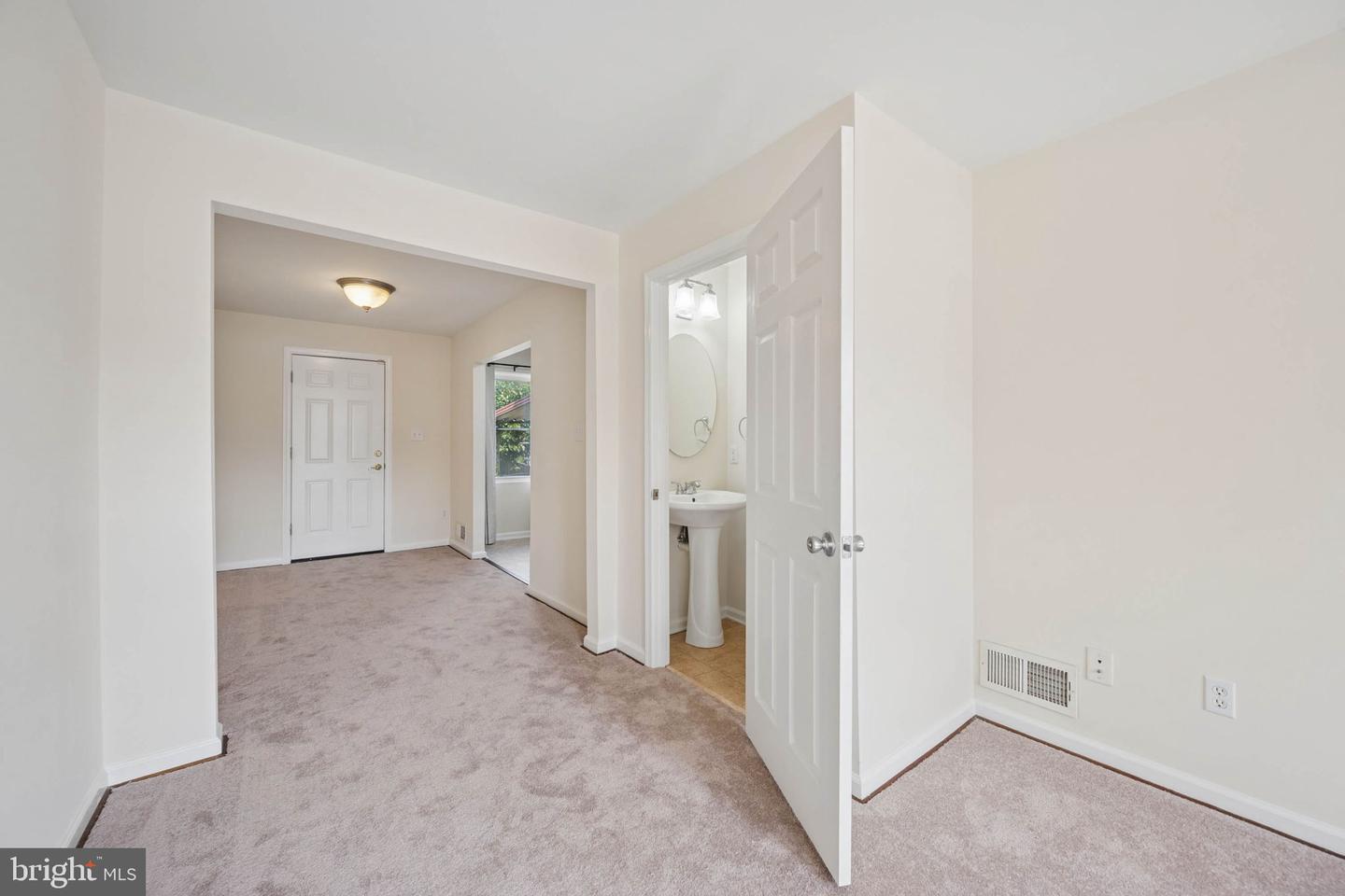 3706 Lyndale Ave Property Photo 11