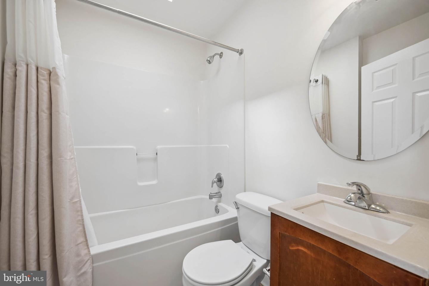 3706 Lyndale Ave Property Photo 27