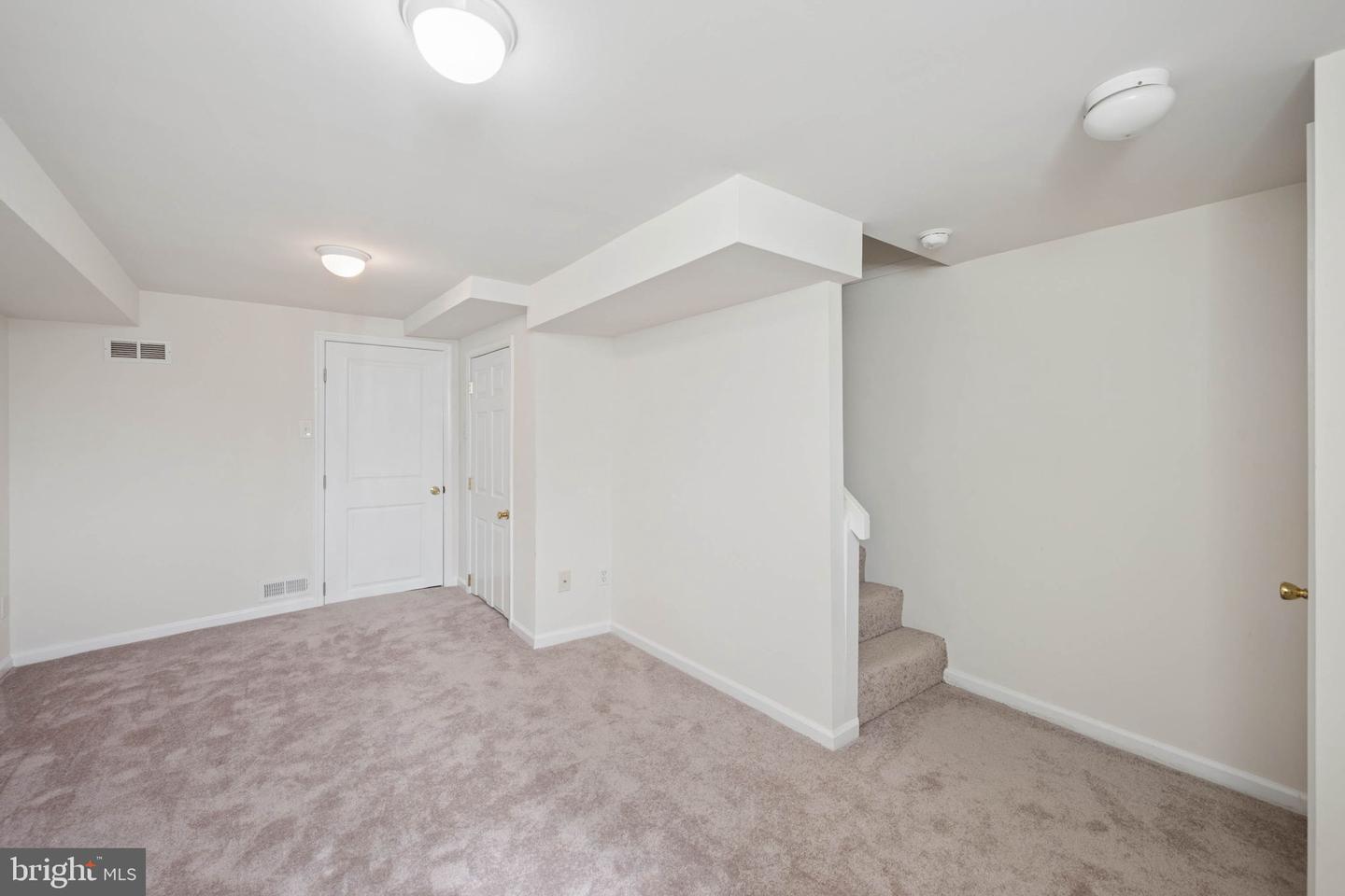 3706 Lyndale Ave Property Photo 32