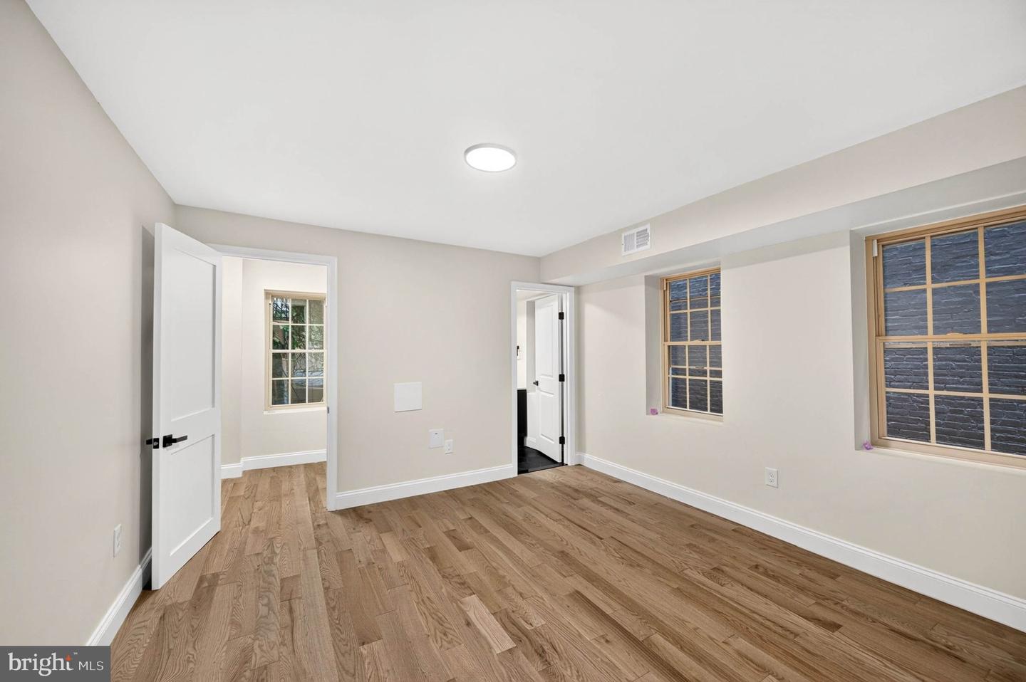 1628 Hollins St Property Photo 27