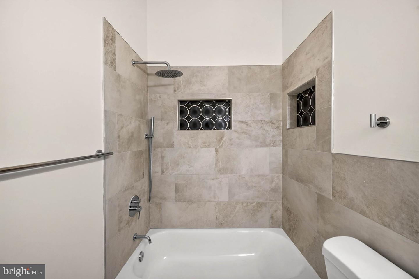1628 Hollins St Property Photo 46