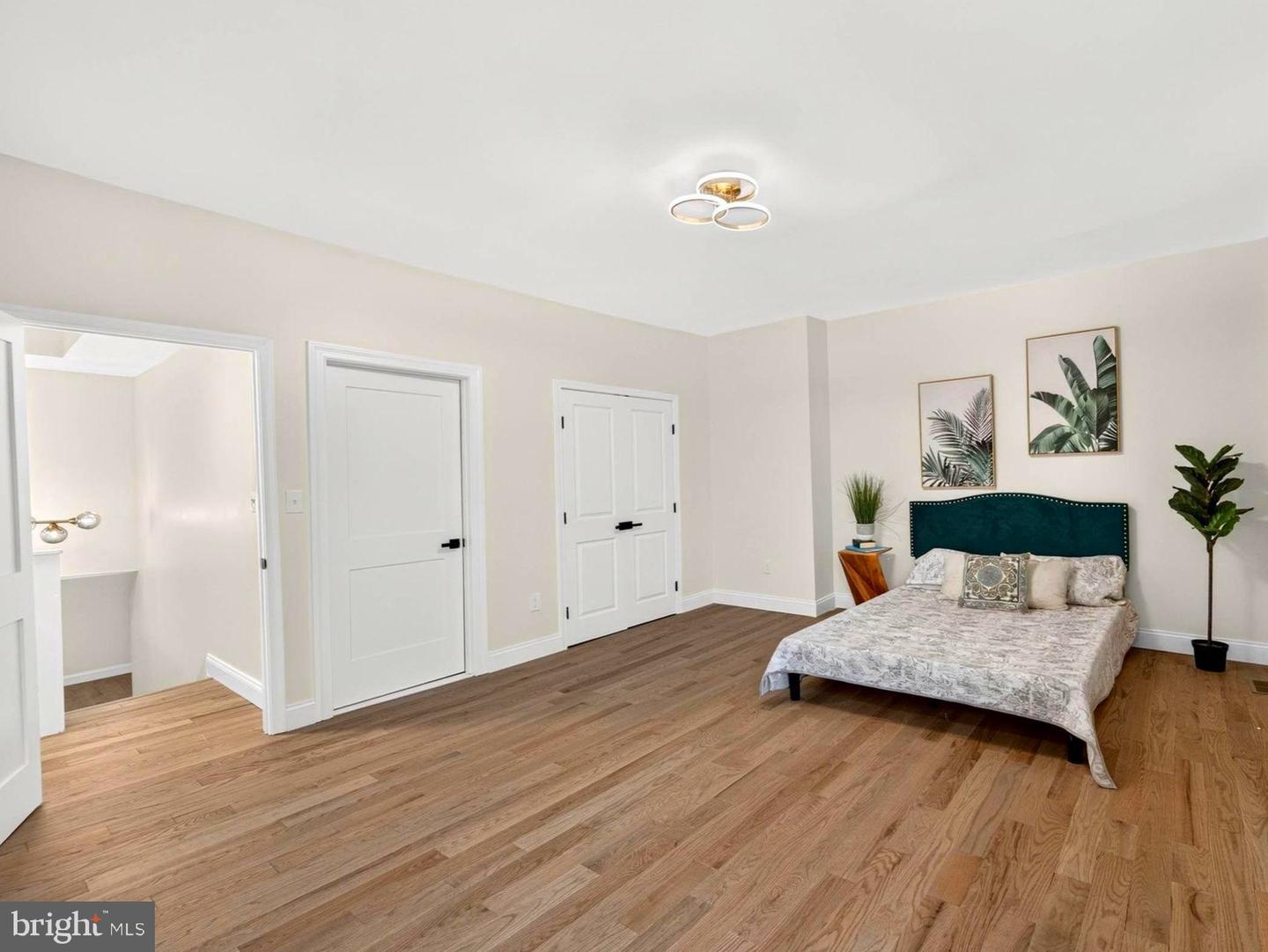 1628 Hollins St Property Photo 48